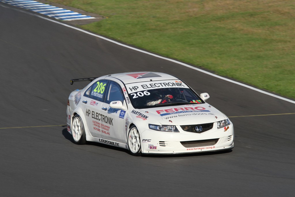 Hans Hartmann vil forsvare sin titel i sin velkendte Honda Accord
(Foto: Keld Dohm)
